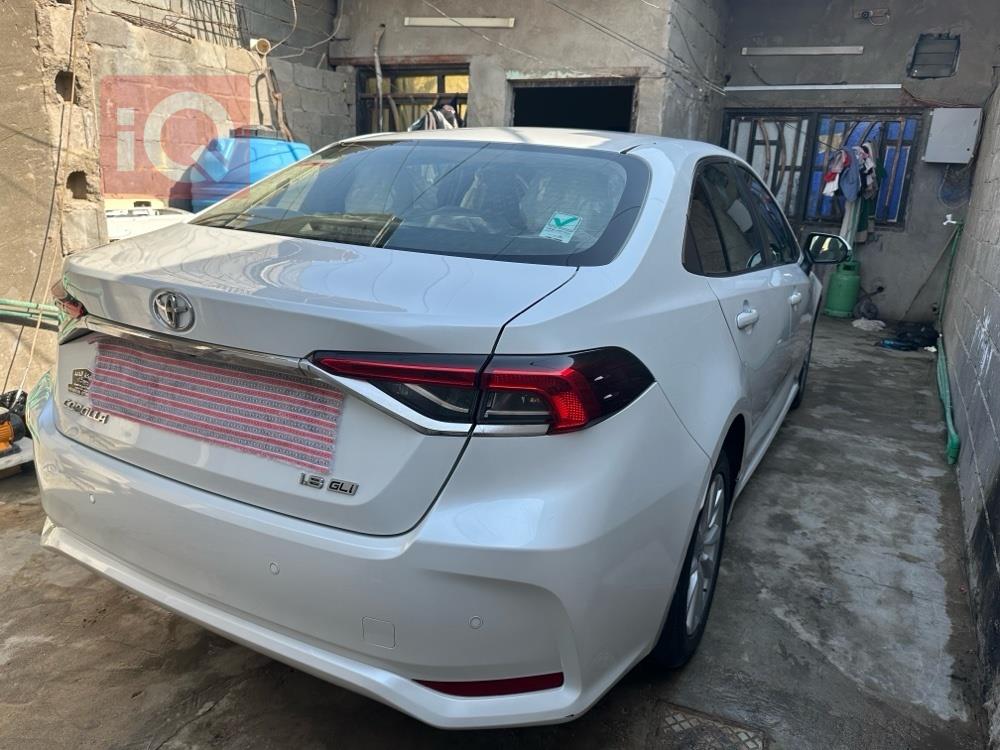 تۆیۆتا کۆرۆلا